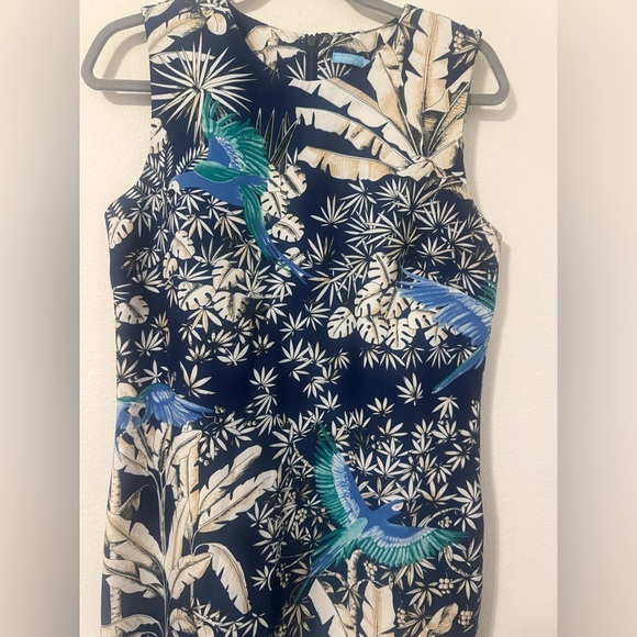 J McLaughlin Belinda Parrot Kay Dress Tropical Botanical Stretch NWT Size 8 - Picture 3 of 12